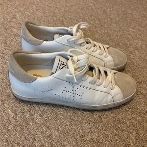 Sam Edelman Aubrie white sneakers